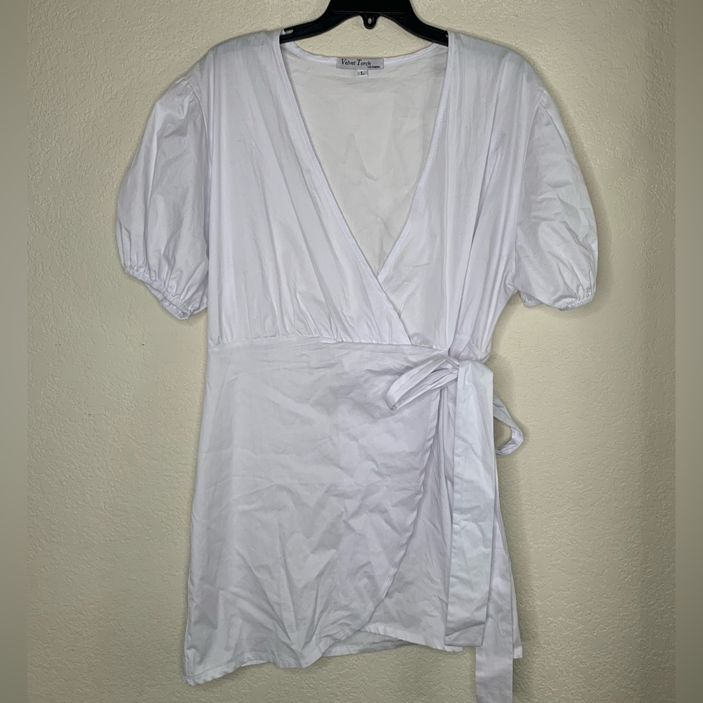 Velvet Torch Cute white dress